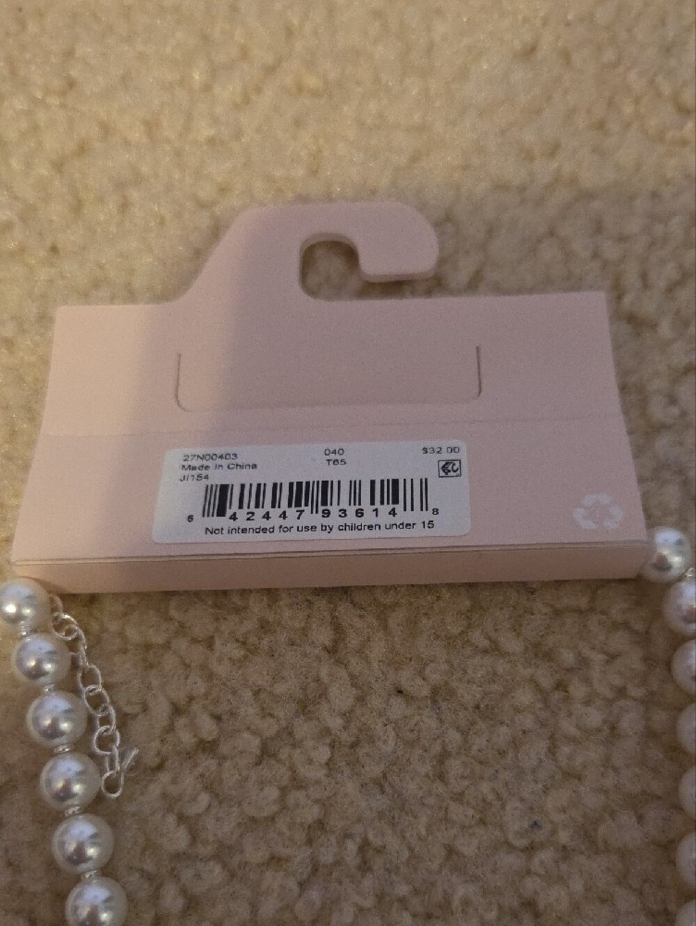 Rhinestone Bow Pearl Necklace - White - Picture 2 of 3
